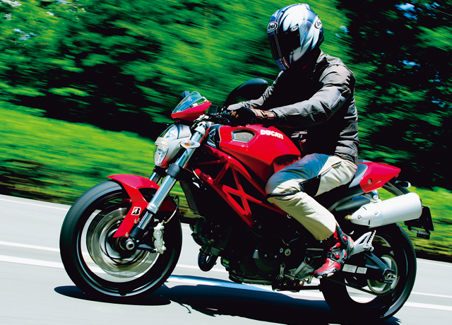 試乗】ドゥカティ モンスター696 | 新車・中古バイク検索サイト