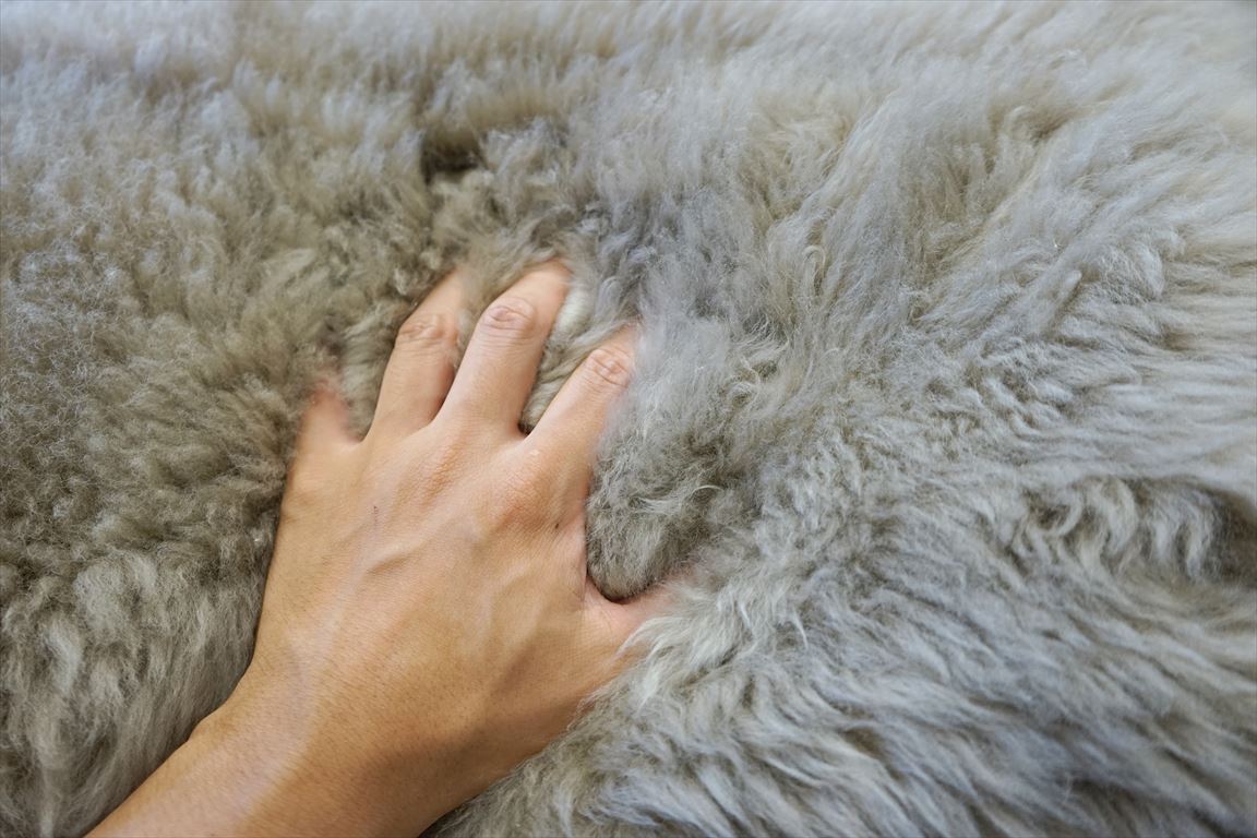 日本製 ムートンラグ(フリース)長毛2匹物のご購入 | グートン