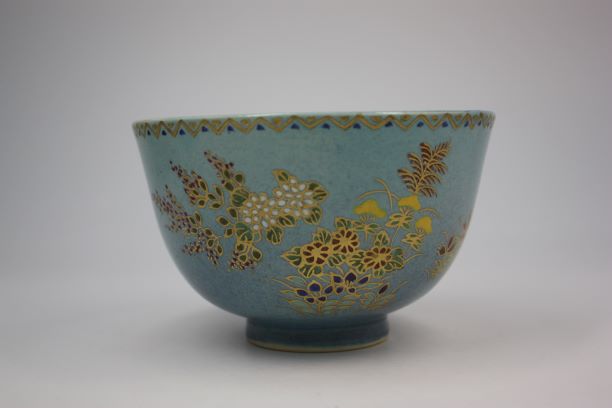 茶道具 陶磁器 薩摩焼 茶碗 青釉と秋草茶碗 中野静鳳作 茶道具・古道具