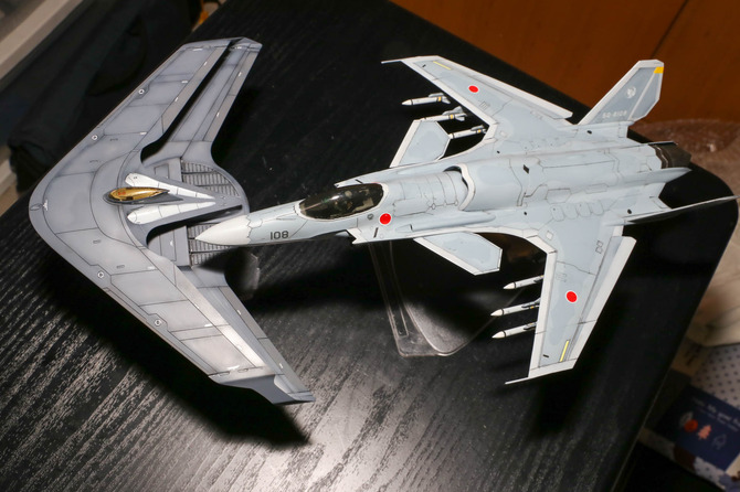 エースコンバット』コトブキヤ1/144「X-49 ナイトレーベン」プラモデル