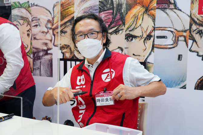 ライブアライブ』愛に溢れたビックカメラ新宿東口店！プロデューサー