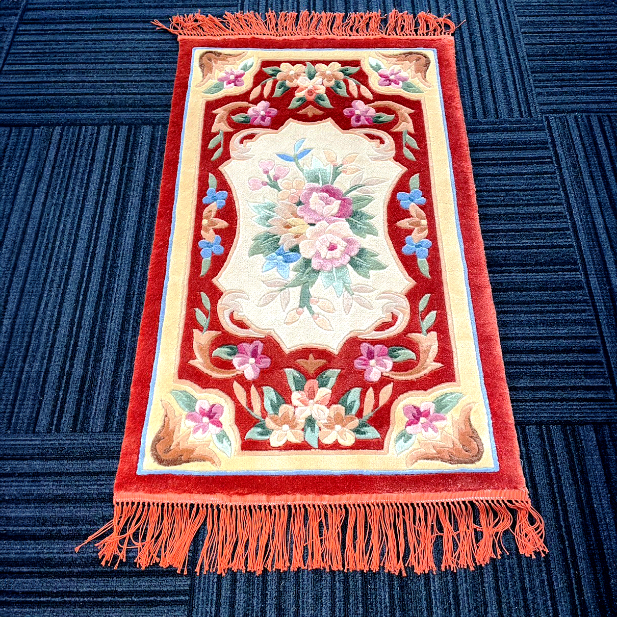 10,000〜99,000円 | じゅうたん売場 ギャンジィー