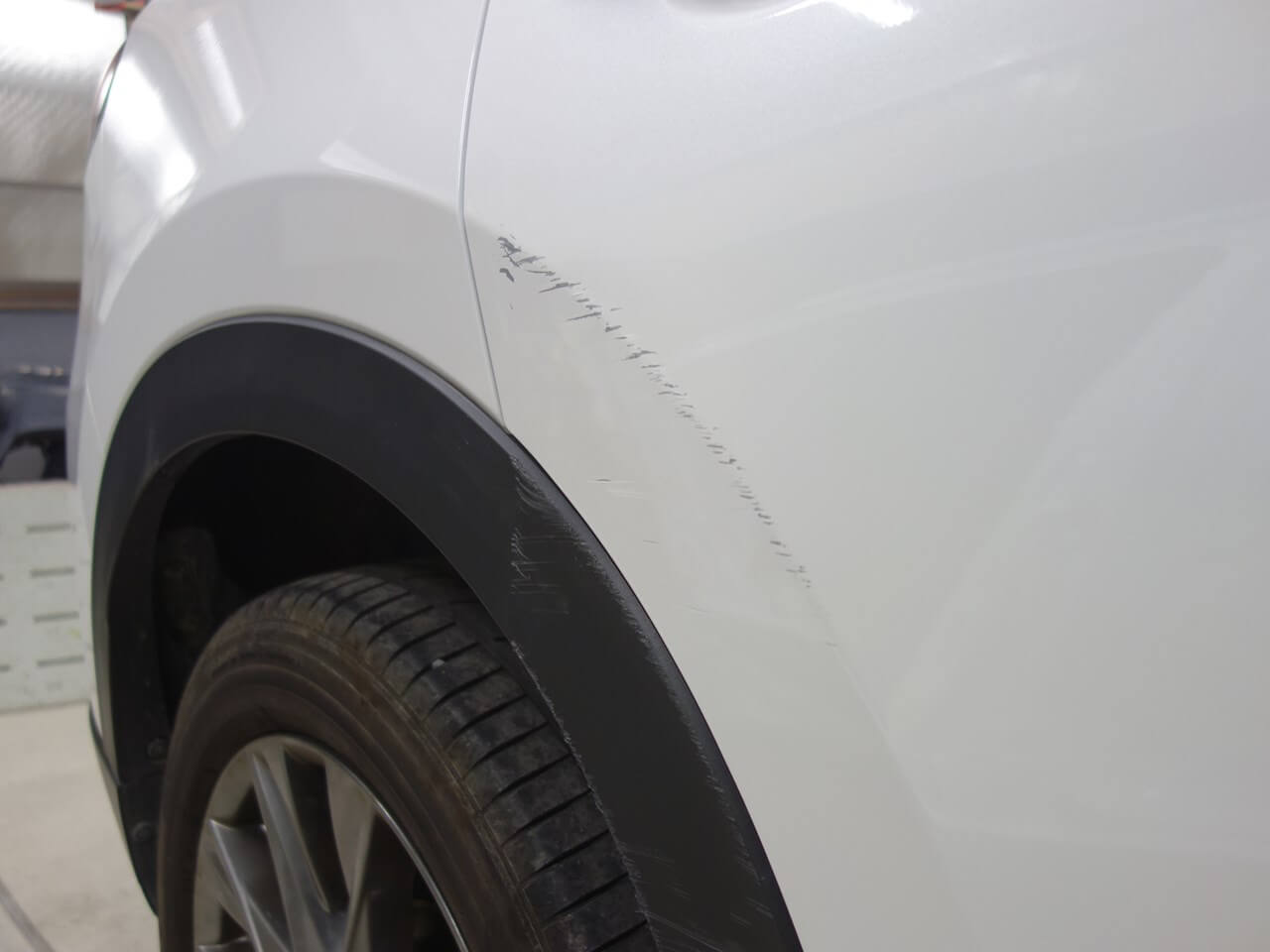 マツダ CX-8 右側面事故 キズ＆へこみ板金・塗装・修理 東京都八王子市