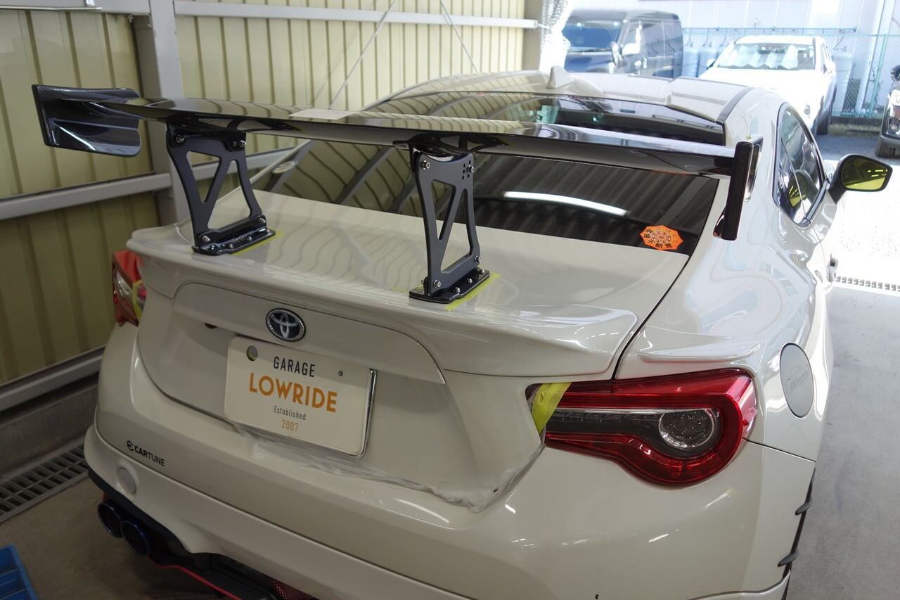 トヨタ 86 プロコンポジット製GTウイング クリア塗装・取りつけ 埼玉県