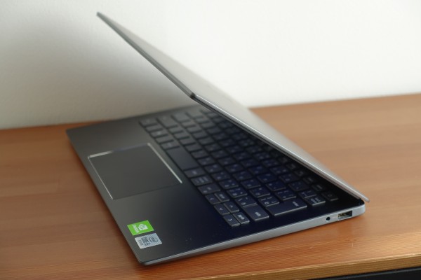 DELL Vostro 13 5000(5391)レビュー:パソコン徹底比較購入ガイド