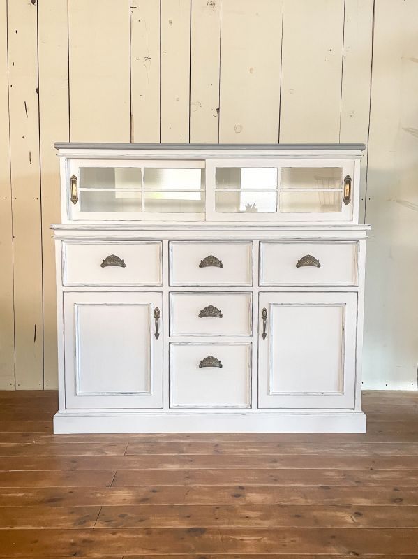 ガラスショーケース付きサイドボード（フランス家具風店舗ディスプレイ