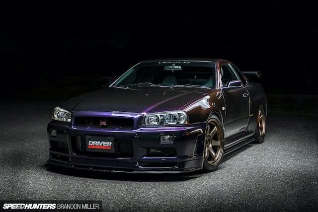 スカイラインR34 GTR BNR34 Vスペック用クロスバー NISSAN R34 GT-R VSPEC2 ニュル オールカーボン！NISMOフル装備のヤバ