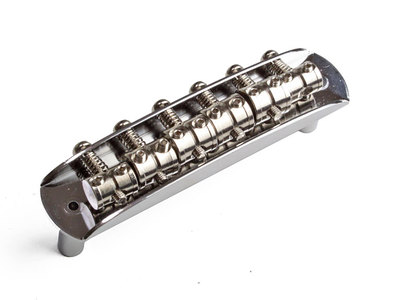 ムスタング アジャスタブルサドル ブリッジ