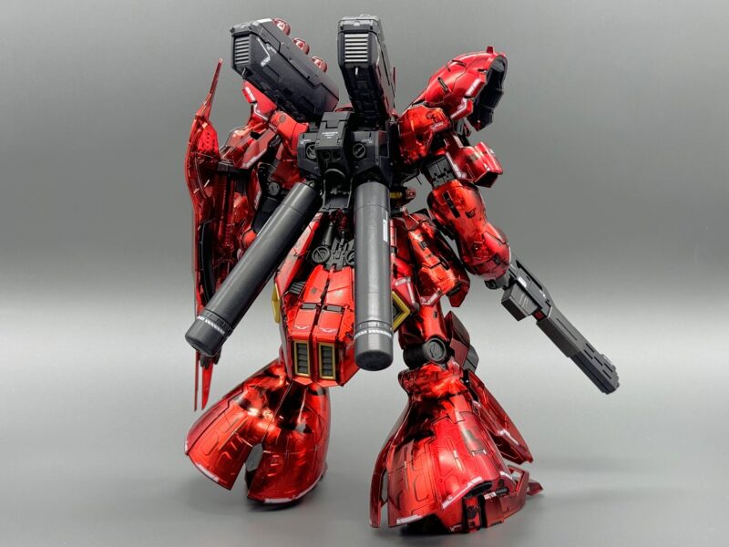 新商品紹介】「RG 1/144 ガンダムベース限定 サザビー [メカニカルコア
