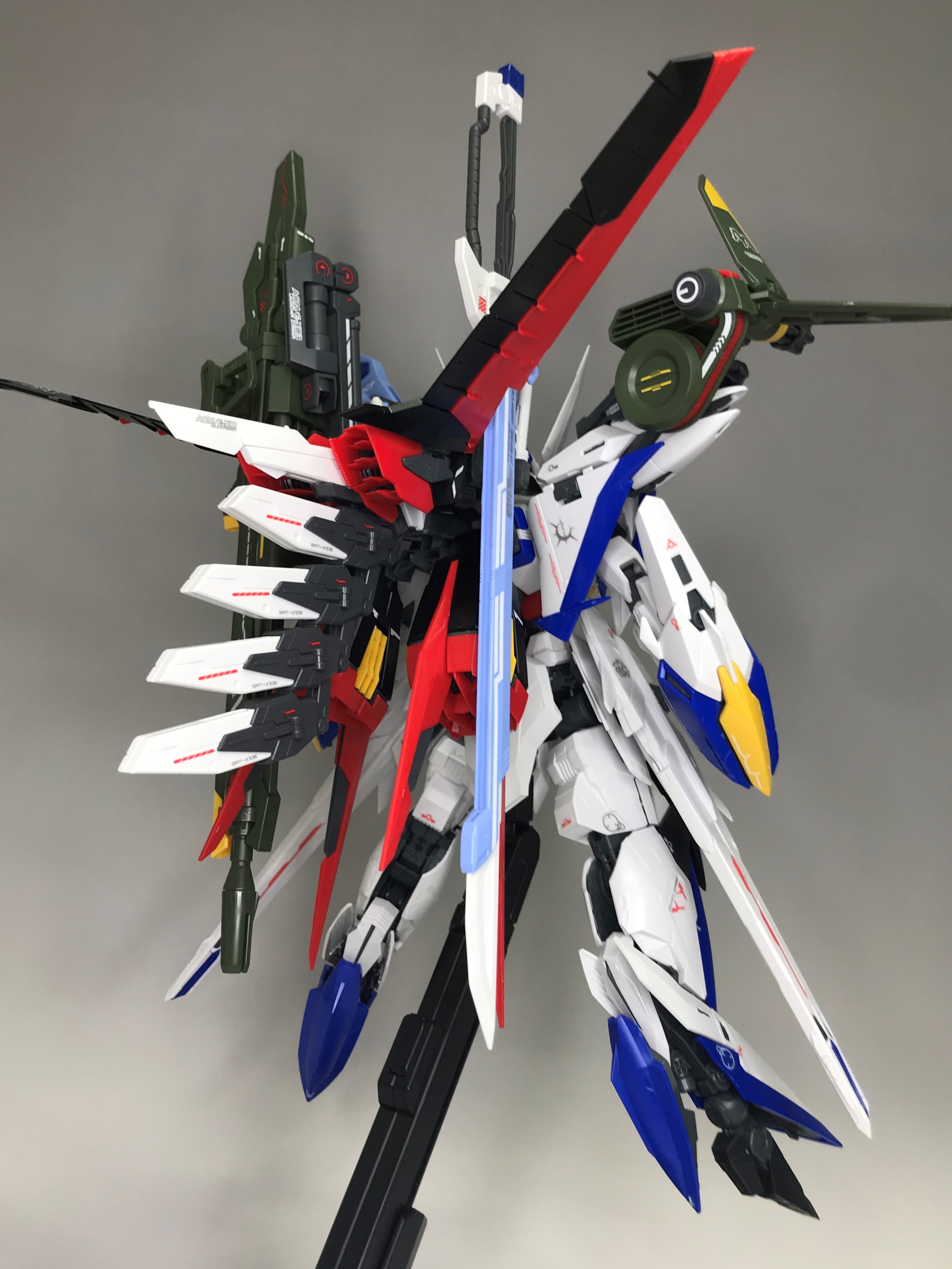 新商品紹介】MG 1/100 ガンダムベース限定 パーフェクトストライク