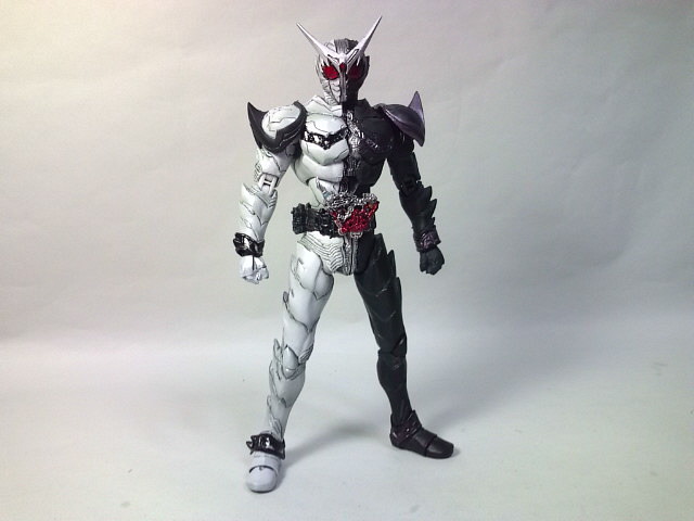 Review: S.I.C. Vol.59 Kamen Rider W Fang Joker & Skull, No.30
