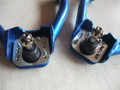 JZX100チェイサー／クスコ・調整式アッパーアームお買い上げ！｜交通