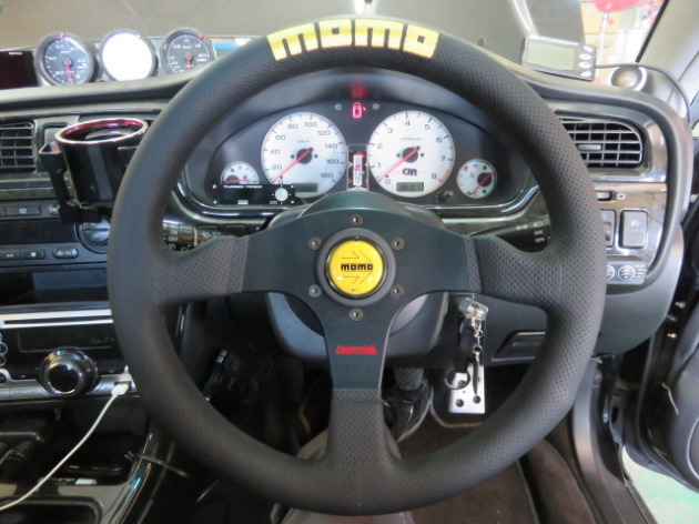 スバル レガシィ BE5 EJ20 MOMOステアリング交換｜自動車チューニング