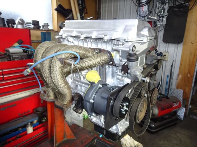 MR-S ZZW30 1ZZ エンジン組立＆チャージャー取付です！｜車の