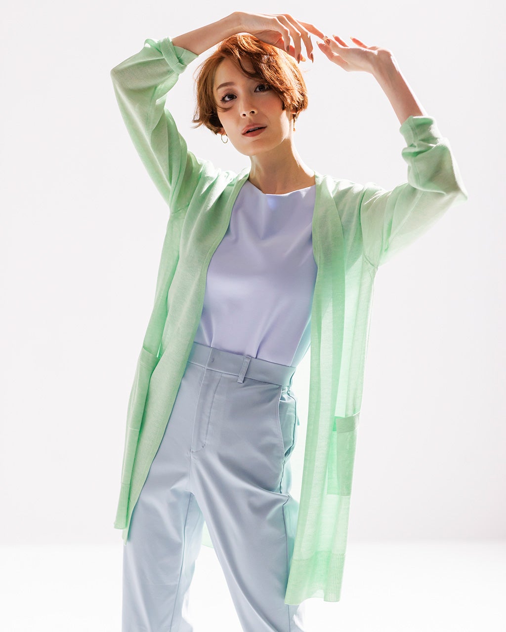 スパークリングニット・ボタンレスカーディガン/DoCLASSE