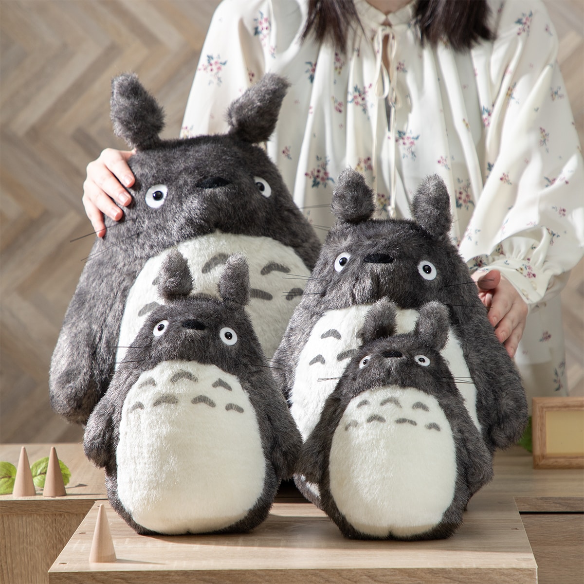 となりのトトロ ぬいぐるみ 大トトロ M | どんぐり共和国そらのうえ店