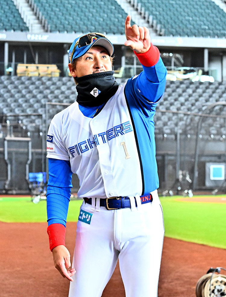 新庄監督 「SHINJOボードに当てて111万円をGETしま賞」をPR