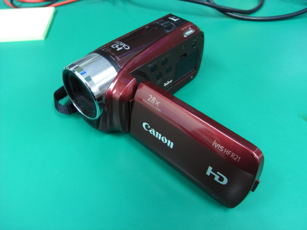 Canon iVIS HF R21 ウィルスに感染して動画が見られない | データSOS