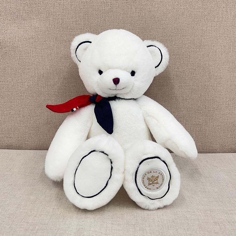 エリゼ宮コラボ限定ホワイトベア: おもちゃ[DADWAY ダッドウェイ
