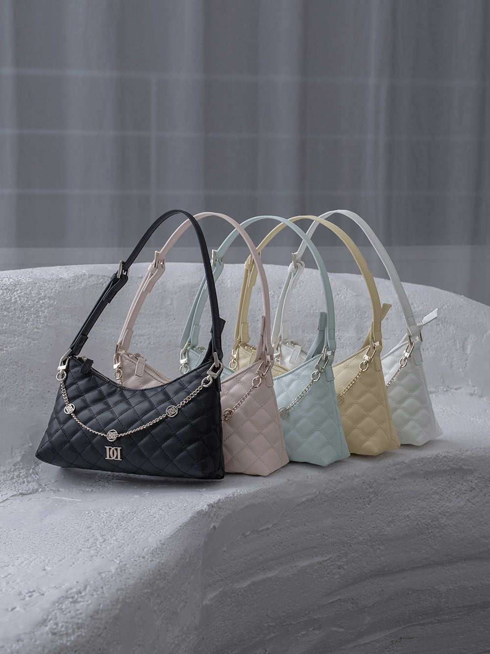 キルティングチェーンハンドミニバッグ – Darich (ダーリッチ)