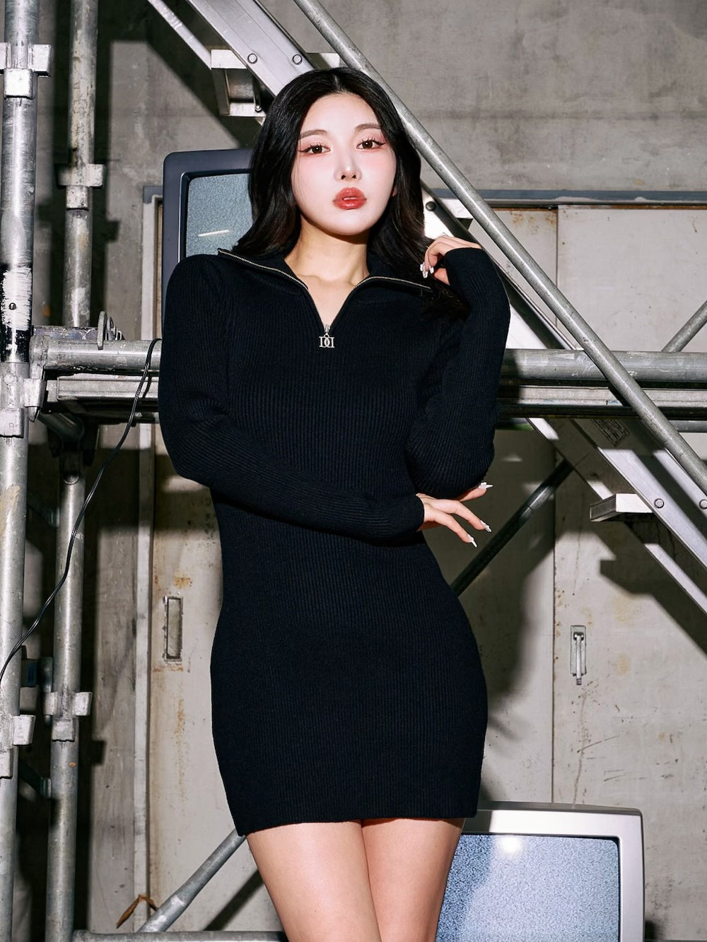 ハーフジップリブニットミニワンピース – Darich (ダーリッチ)