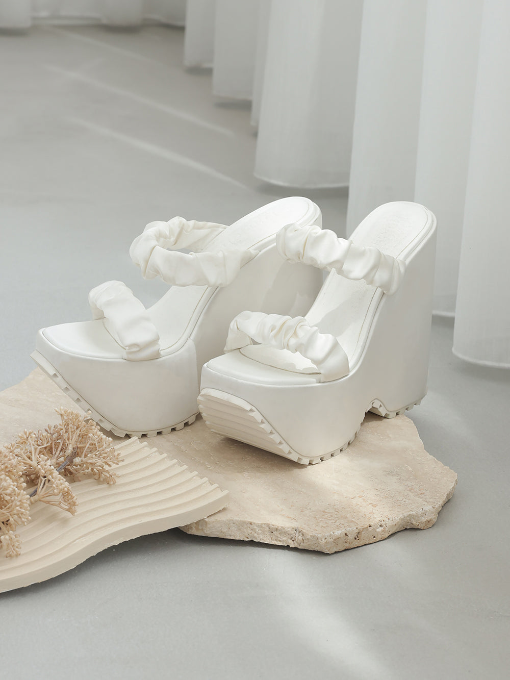 サテンプラットフォームサンダル – Darich (ダーリッチ)