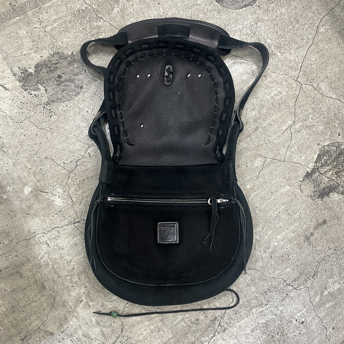 ゴローズ goro's カスタムハンティングバッグ(黒)※革分厚い – DELTAone