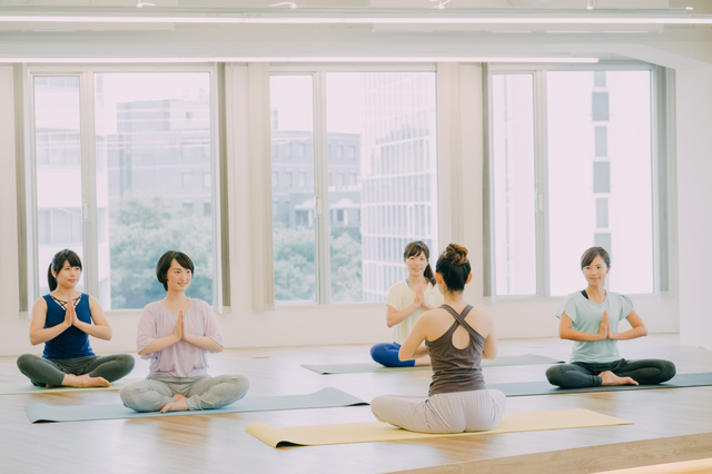 ヨガ資格・ヨガインストラクター資格取得検定の通信講座 | 諒設計