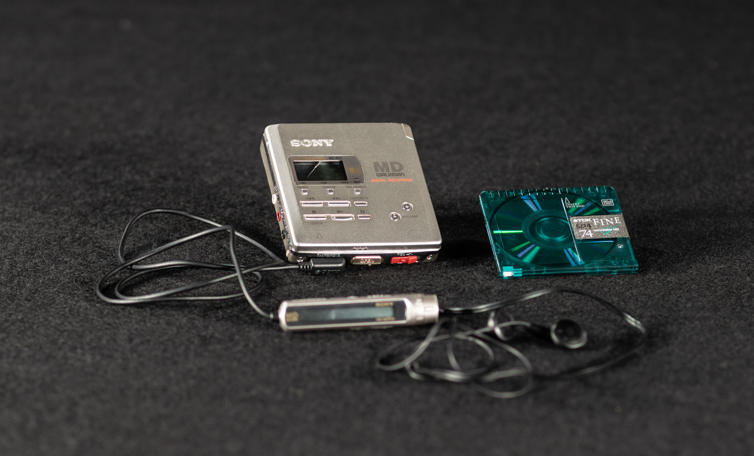 90s Sony MZ-R55 MiniDisc Recorder - DIWHY.LIFE