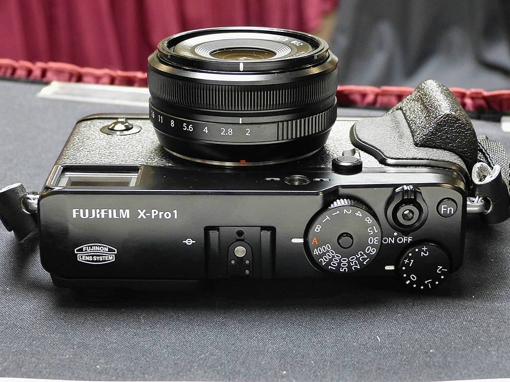 □極上品□ 富士フィルム X-Pro1 カメラ #C668 新製品レビュー