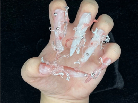 東京ネイルエキスポ2025で三幸学園の学生が躍進全日本理美容学校対抗