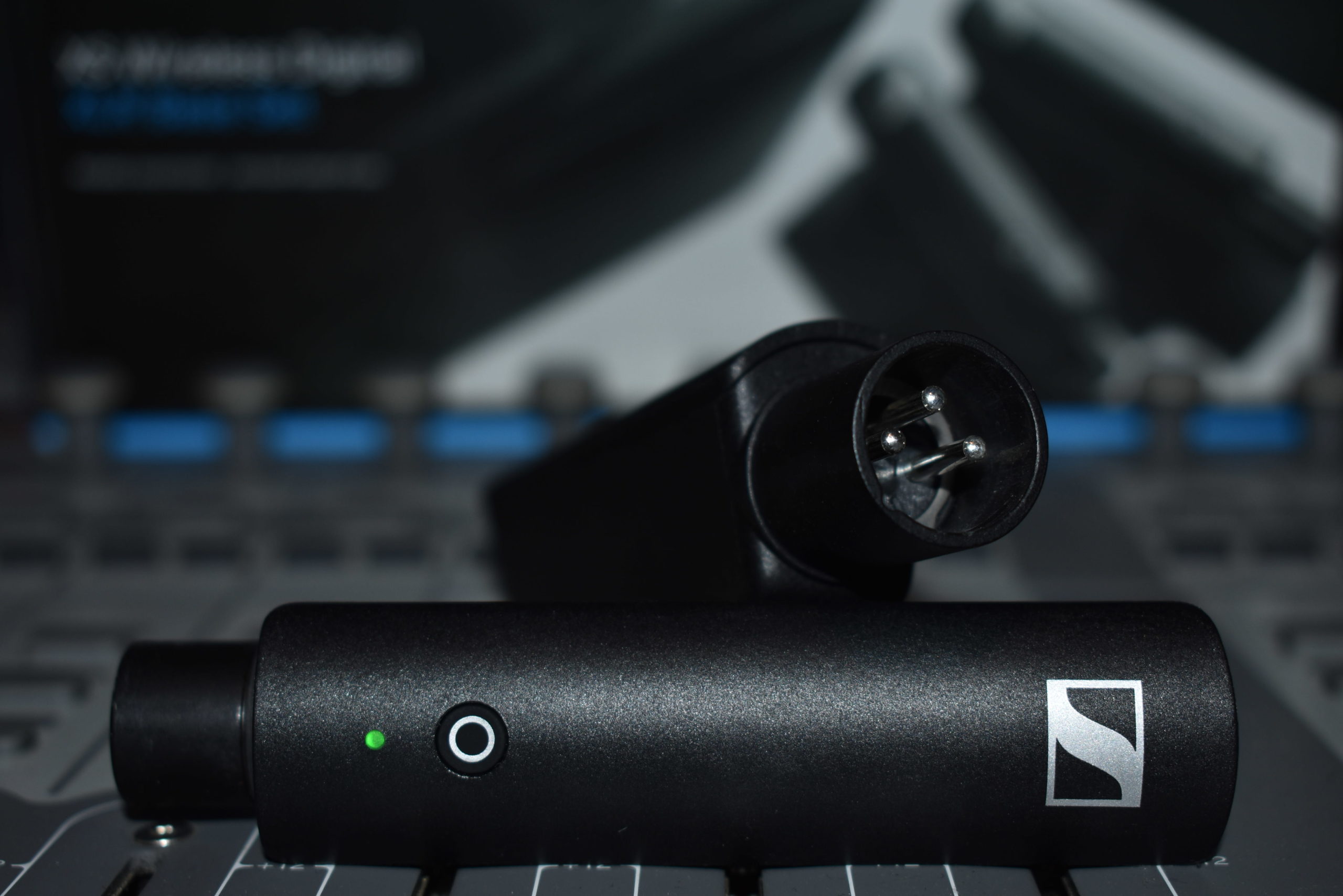 普通のマイクをワイヤレスマイクへと変身させる!?SENNHEISERの