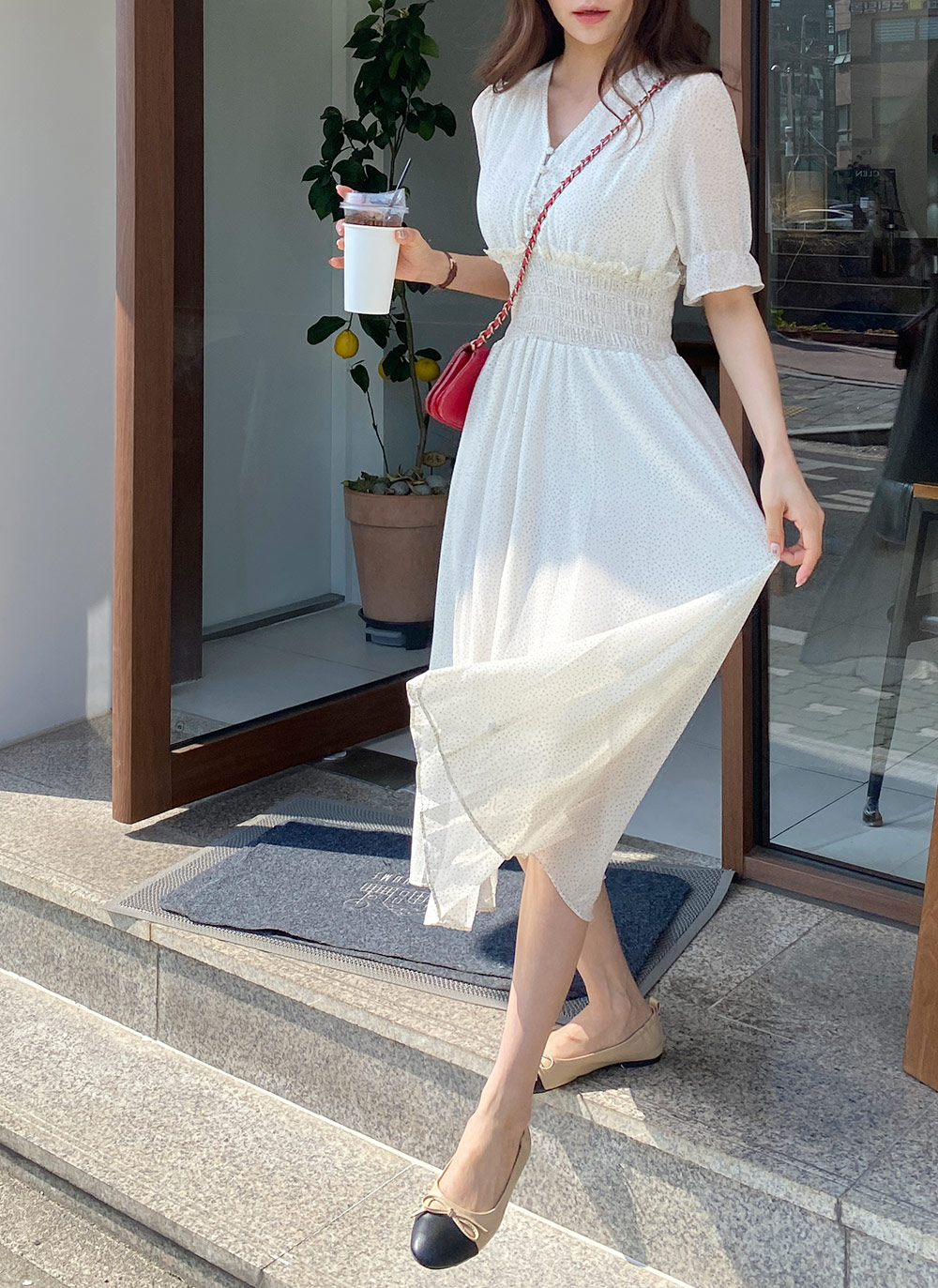 Vネックシャーリングドットワンピース | レディースファッション通販