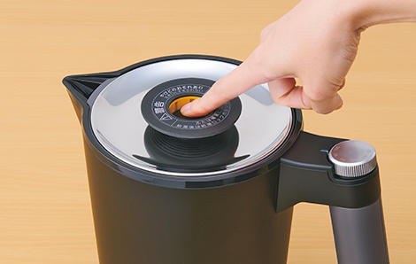 e-TREND｜タイガー魔法瓶 PTQ-A100KO [蒸気レス電気ケトル 1.0L 温度