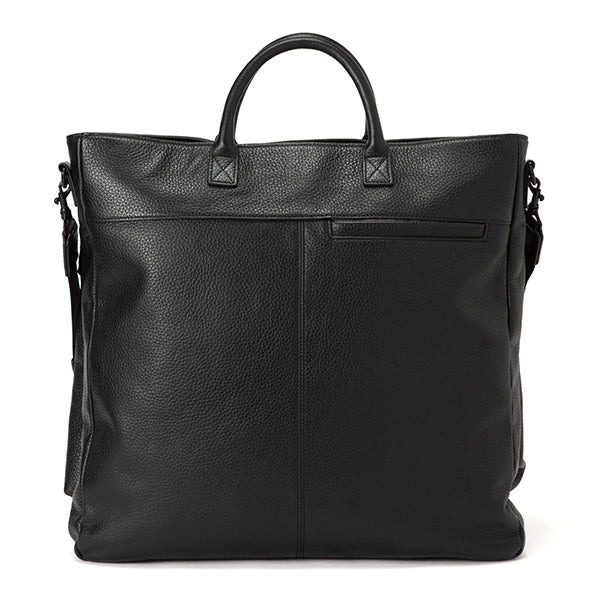 売り切れ御免の別注作！】上質レザーを使った大人のヘルメットバッグが