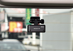 ドライブレコーダー ZDR026 | COMTEC 株式会社コムテック