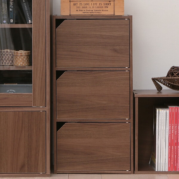 扉付3段カラーボックス(ブラウン): 家具・インテリア／はぴねすくらぶ