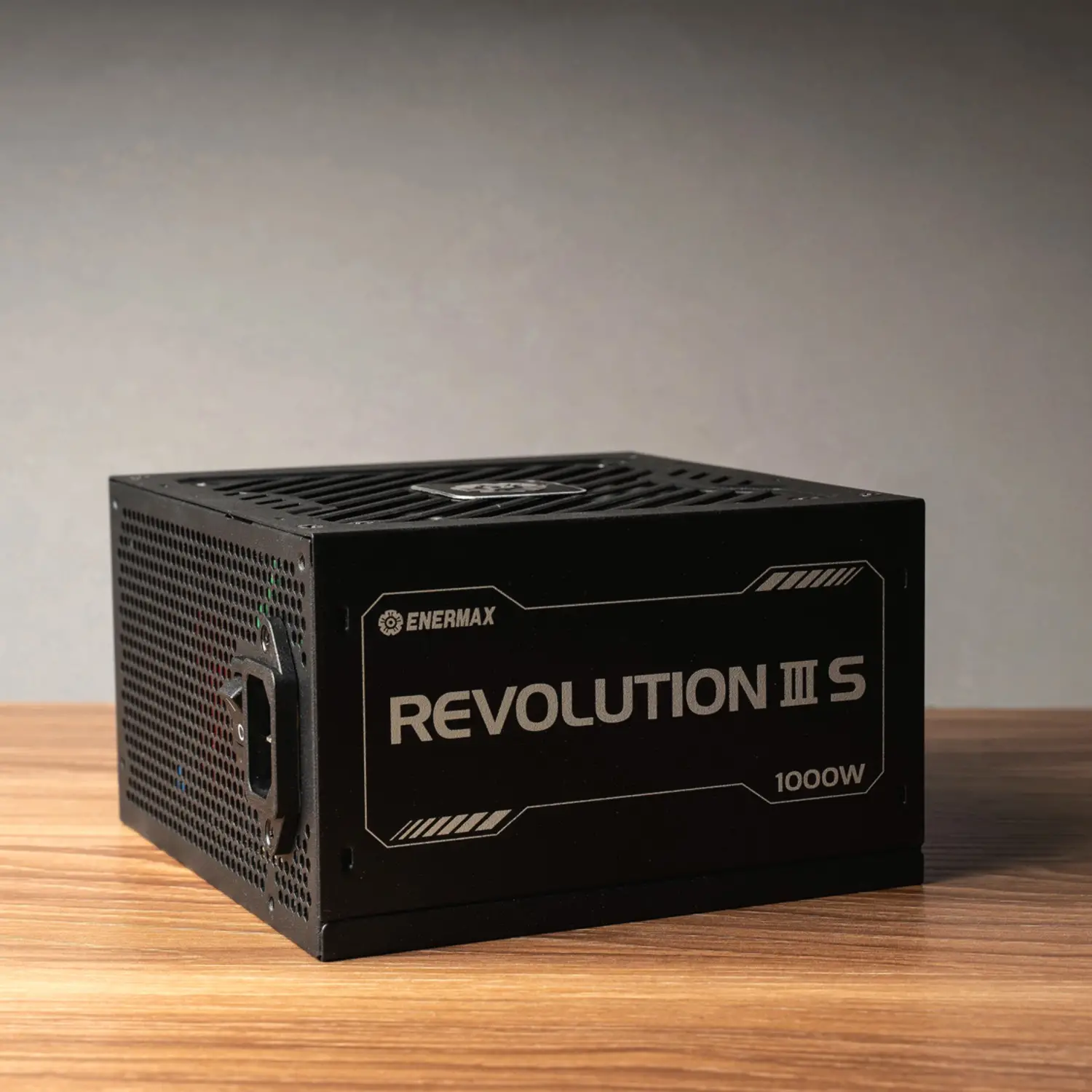 ENERMAX Launches REVOLUTION III S 1000W Platinum ATX 3.1 PSU