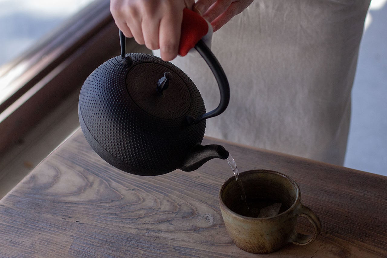 南部鉄器 鉄瓶観月アラレ