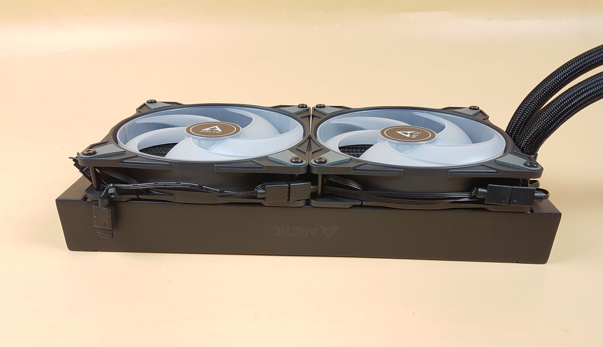 ARCTIC Liquid Freezer III 280 Black ARGB Review - EnosTech.com