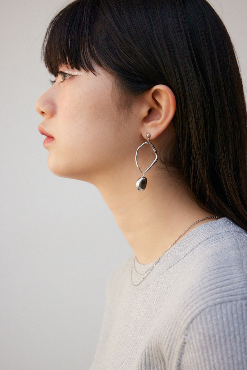 AZUL BY MOUSSY | アシンメトリーパールピアス (ブレスレット ) |SHEL