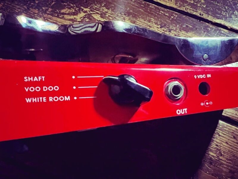 ジェフベック愛用のワウペダル！Snarling Dogs Whine-O Wahをレビュー