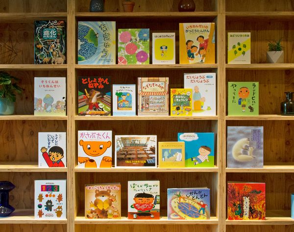 小学校入学や進級のお祝いに…。学年別で選べる児童書ギフトセット