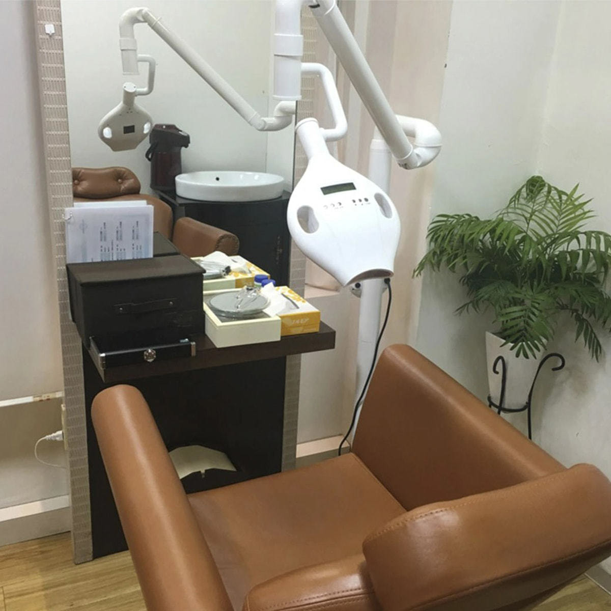 美歯口ホワイトニング（セルフホワイトニング機器）CWB（ブラック