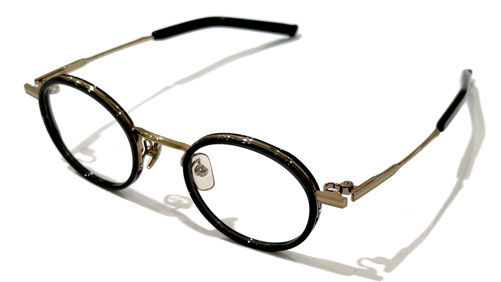 ラウンドシェイプのソフトリムスタイル眼鏡フレーム 999.9「M-49