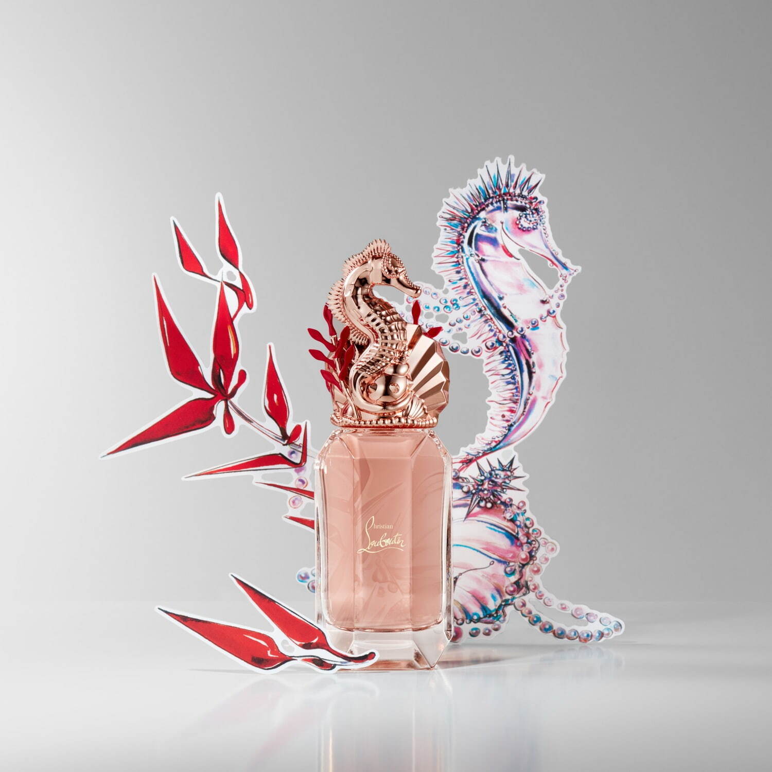 クリスチャン ルブタン“水中に抱く幻想”イメージの新作香水