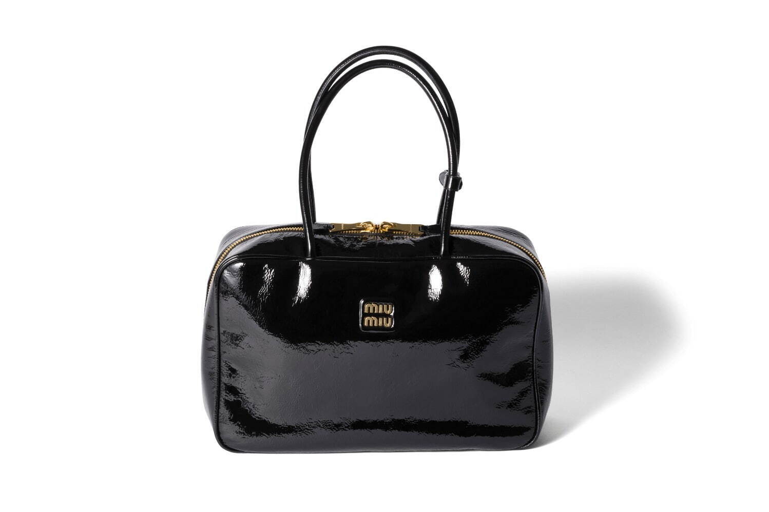 ミュウミュウ24年クリスマス、“フラワー刺繍”煌めくバッグ「ワンダー