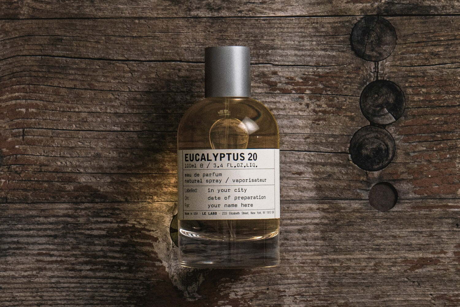 ル ラボの25年春香水「ユーカリプタス20」“大地に佇むユーカリの木