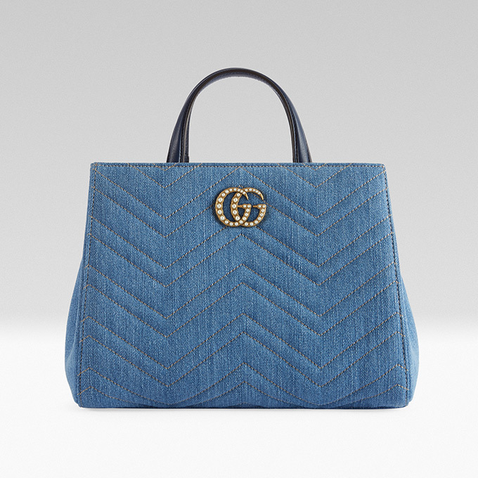 グッチから日本限定「GGマーモント」国産デニムを使用したバッグや