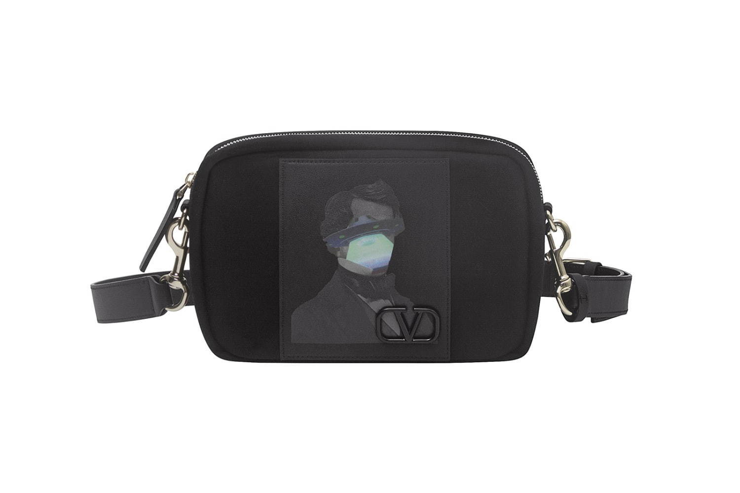 ヴァレンティノ×アンダーカバー、高橋盾による“過去と未来”がテーマの